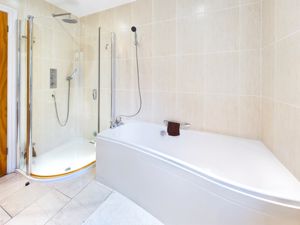 FAMILY BATHROOM- click for photo gallery